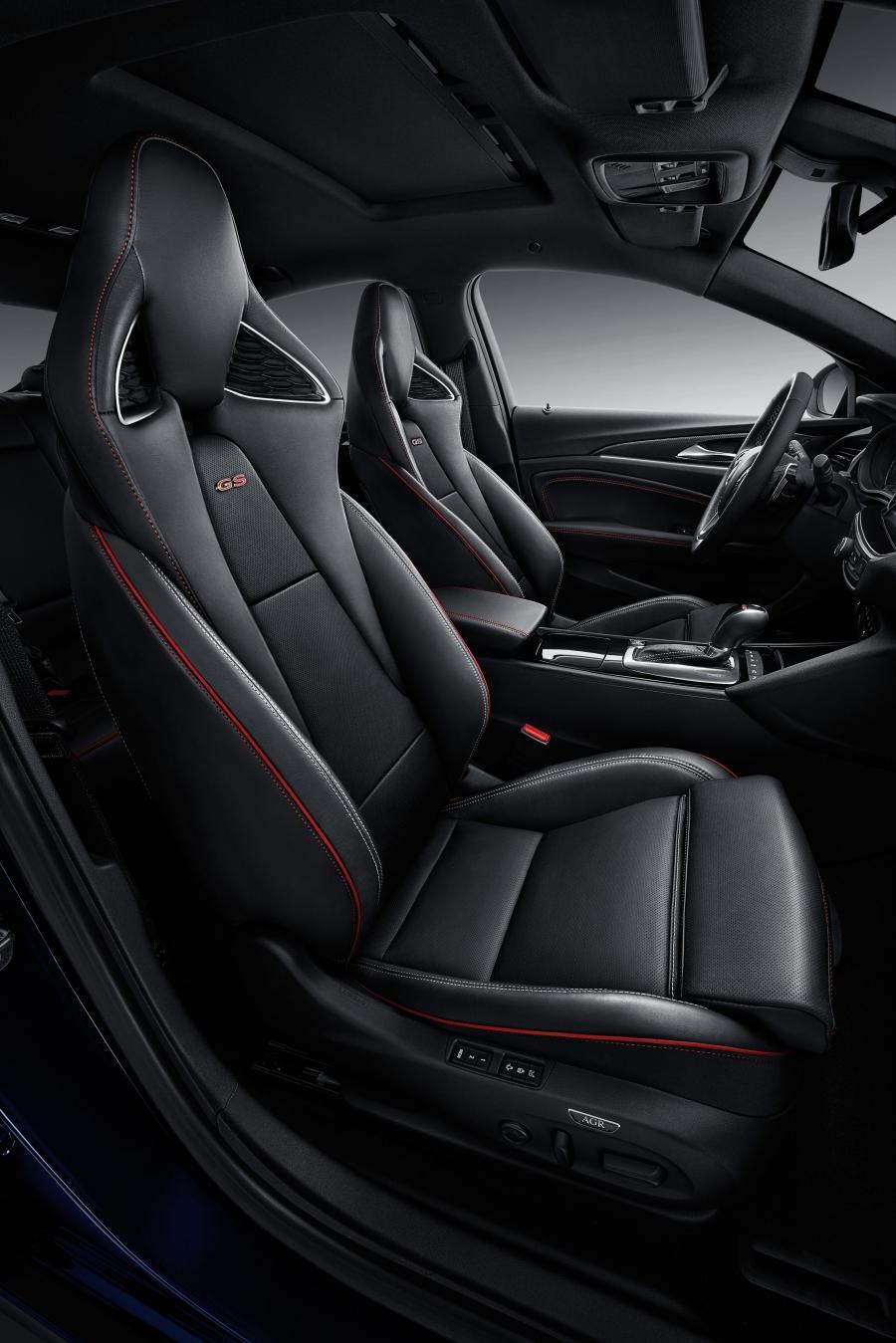 Интерьер Buick Regal GS 2017 года  (CN) (фото 5 из 9)